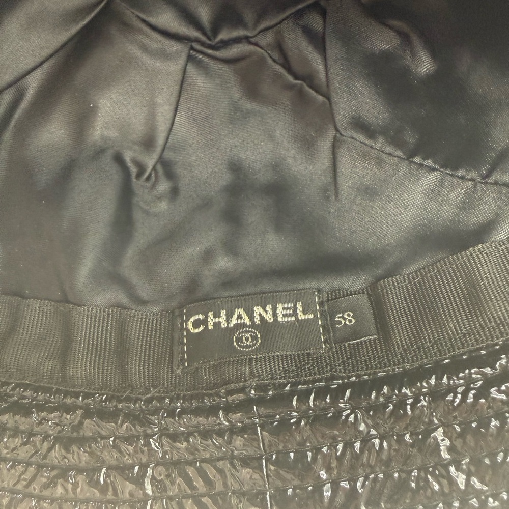 CHANEL Bob Black Patent Leather Bucket Hat - Picture 10 of 12
